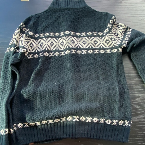 Rumours Knitted winter zip up sweater. Large. Like new. Snowflake pattern. - Picture 5 of 7